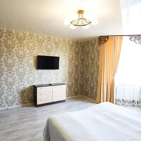 на ул. помирецкая 9/15 *