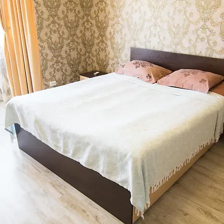 на ул. помирецкая 9/15 Apartment *
